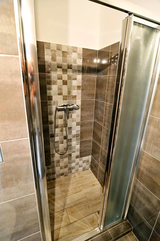 Avax Apartment ลิเบอเรซ ภายนอก รูปภาพ
